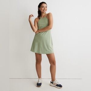 Madewell flex fitness dress in Gatehouse Green color, medium size